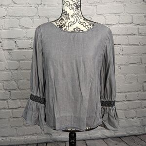 Gap Women's Long Flare Sleeve Chambray Size Medium popover Top Keyhole Back b12